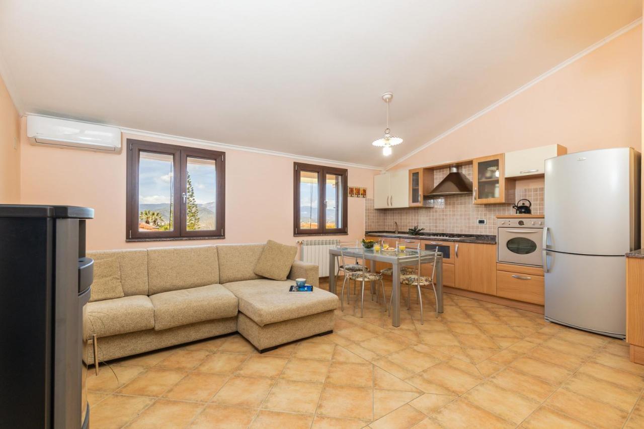Casa Con Barbecue Apartman Àrbatax Kültér fotó